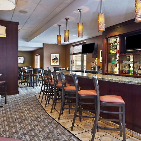 Holiday Inn & Suites Green Bay Stadium By Ihg Dış mekan fotoğraf