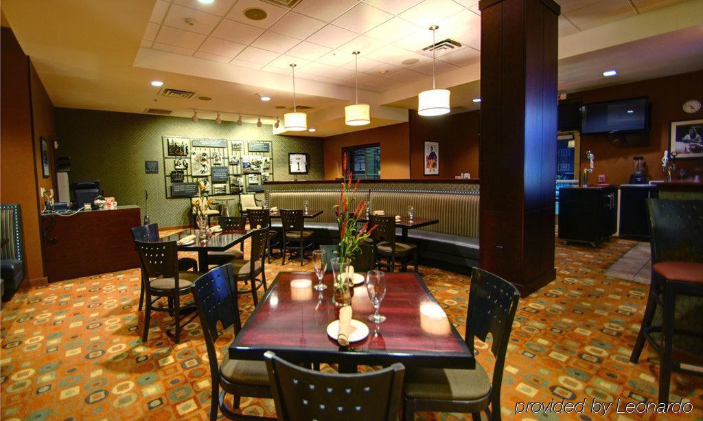 Holiday Inn & Suites Green Bay Stadium By Ihg Dış mekan fotoğraf