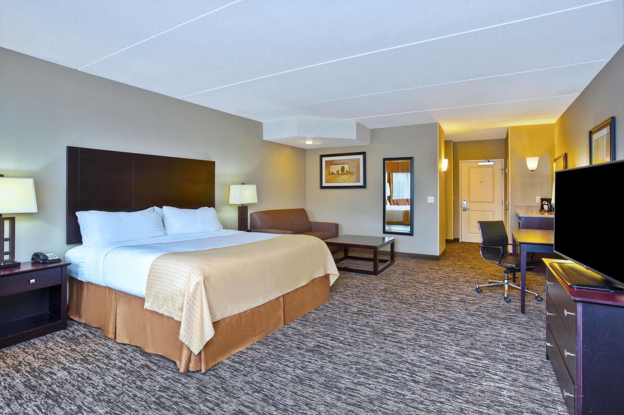 Holiday Inn & Suites Green Bay Stadium By Ihg Dış mekan fotoğraf